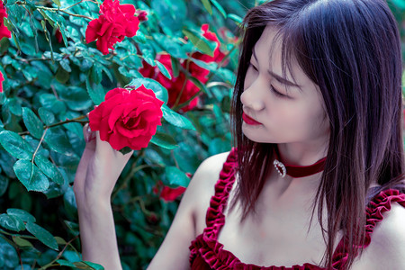 上半年银发群体消费潜力进一步释放